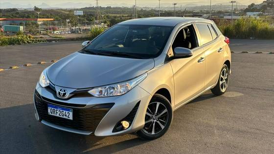 TOYOTA YARIS 1.5 16V FLEX XS MULTIDRIVE TOYOTA YARIS 1.5 16V FLEX XS MULTIDRIVE